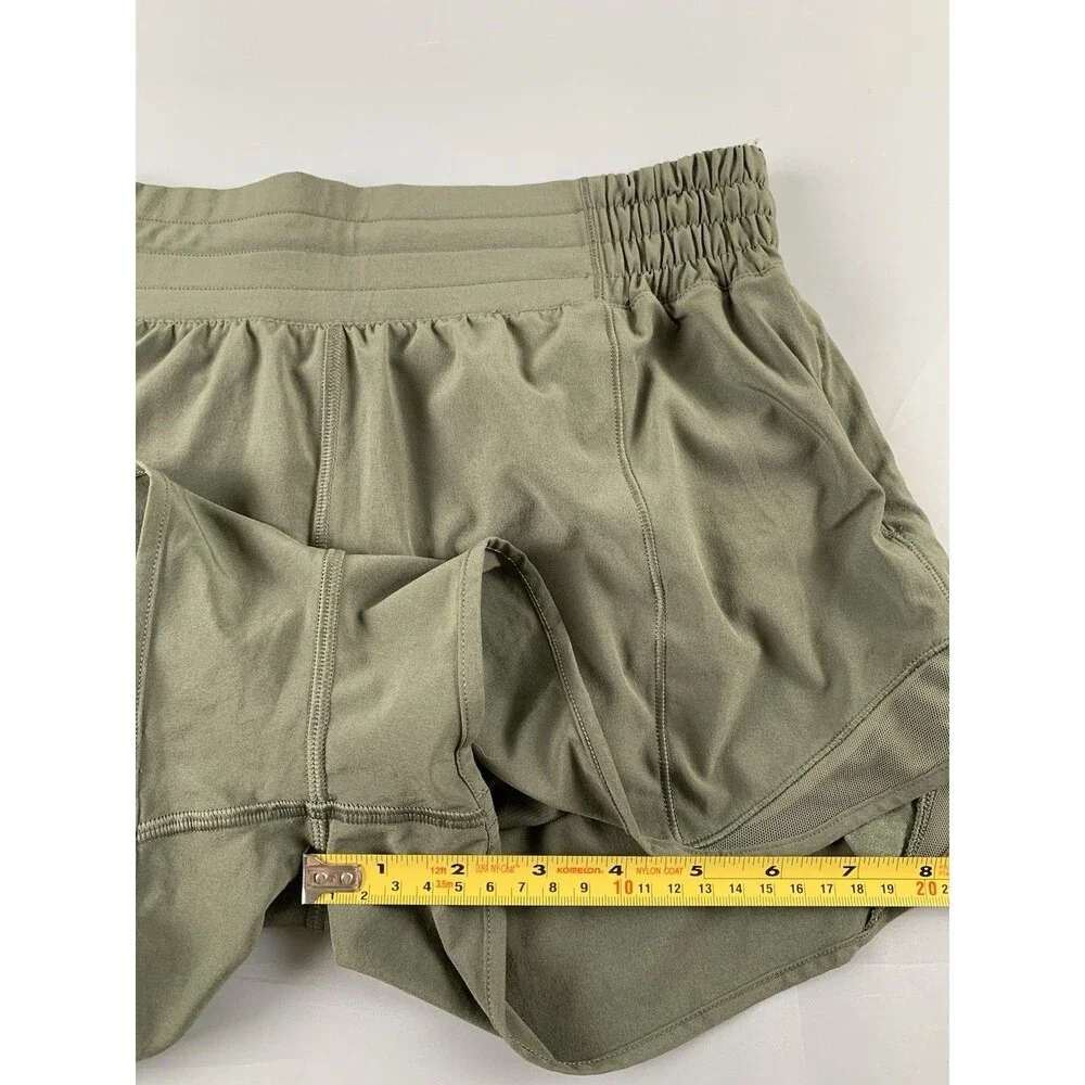 Lululemon Hotty Hot High-Rise Lined Short 2.5” inseam Size 6